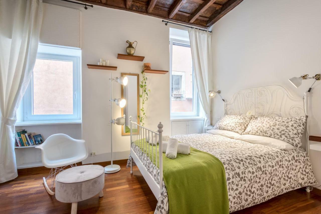 Enchanting Loft In Trastevere Rome Exterior photo