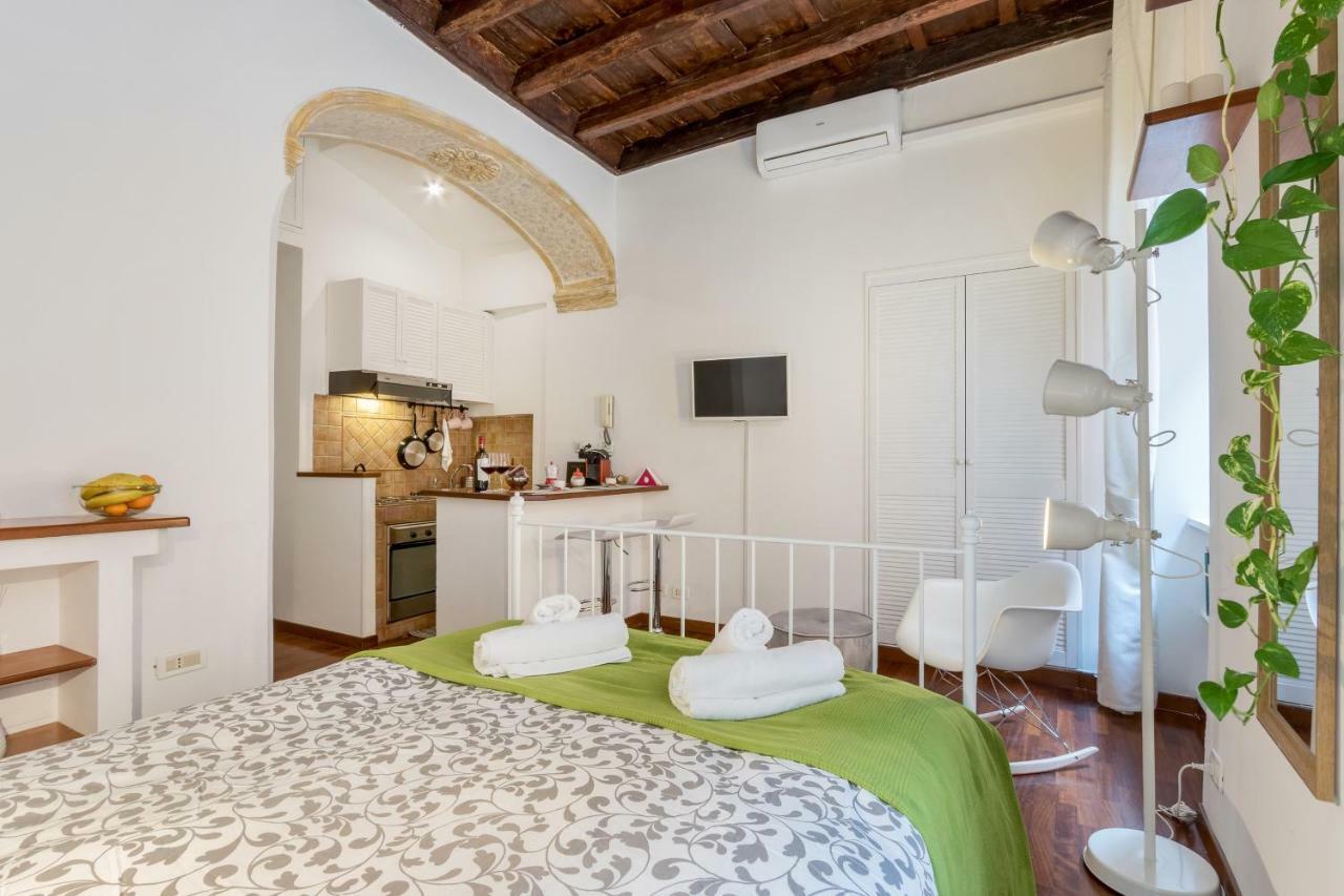 Enchanting Loft In Trastevere Rome Exterior photo