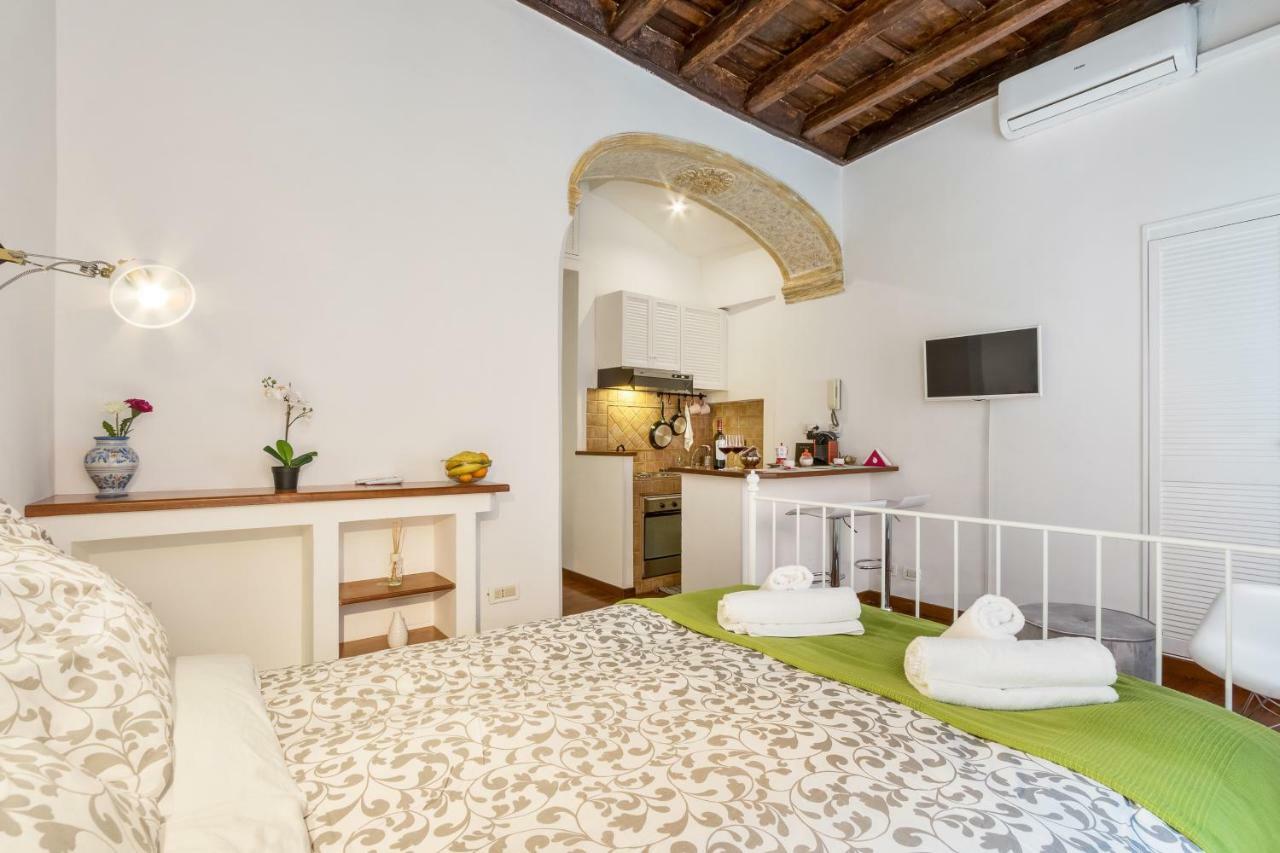 Enchanting Loft In Trastevere Rome Exterior photo